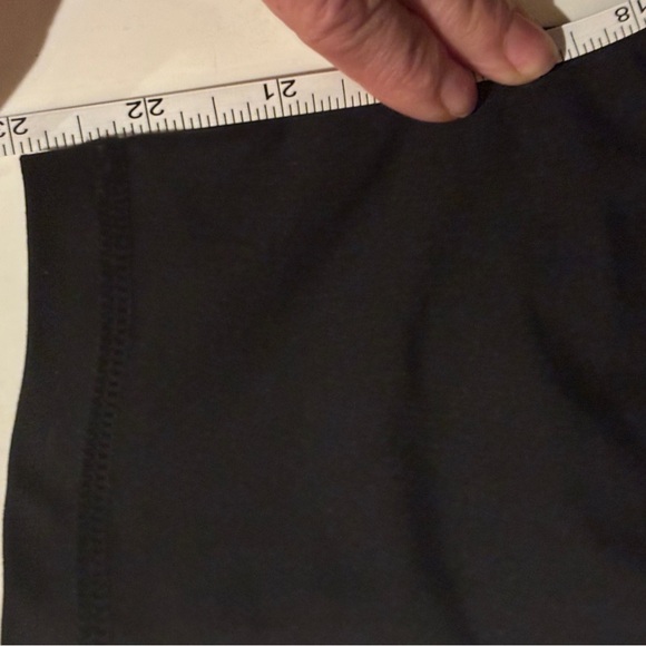 Women’s Old Navy, active power, soft medium, SUPER SOFT side pocketsCOMFORTABLE - Picture 11 of 14